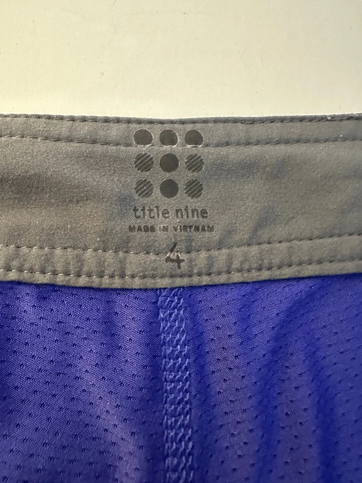 TITLE NINE Falda Corta Gris Mujer 4 con Bolsillos Foto 3 de 4