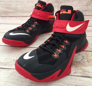 lebrons soldier 8