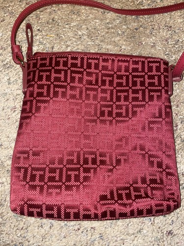 New TOMMY HILFIGER Dark Red Fabric, Crossbody - Picture 3 of 5