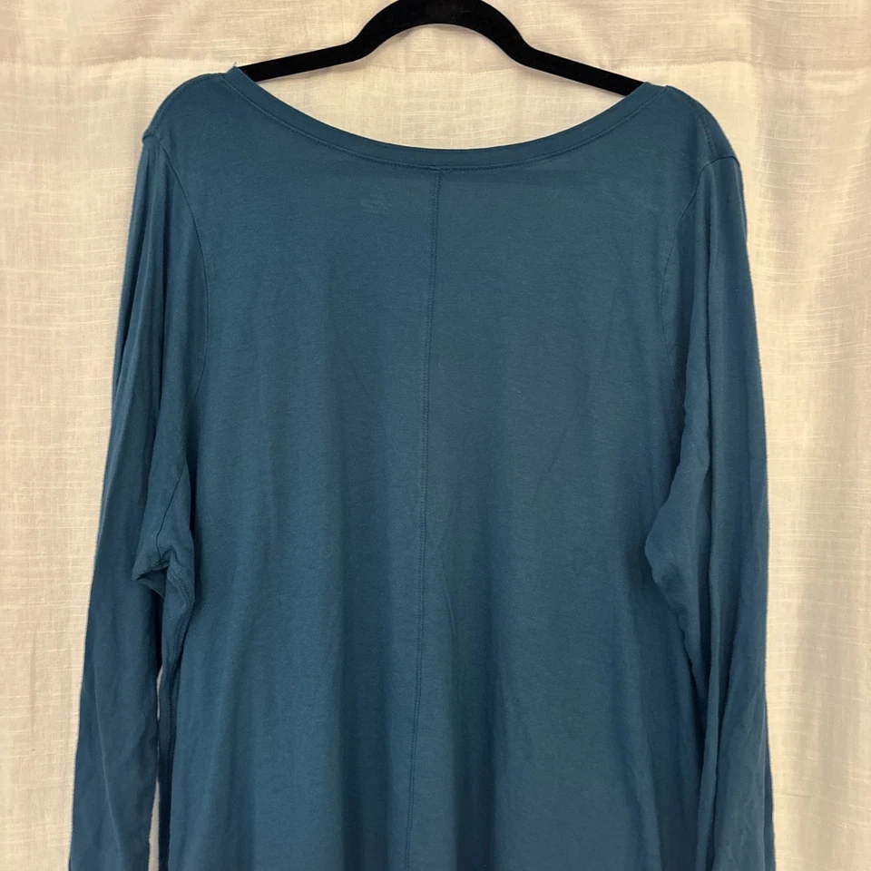 Lane Bryant Womens Green V-neck Long Sleeve Shirt Size 22/24 Light Weight  - Image 2 of 3