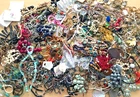 i 18 Lbs+ HUGE Vtg Costume to Fashion Jewelry lot Necklace Bead Chain UNSORTED