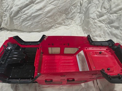 Axial SCX10 iii Jeep Gladiator Body - Picture 5 of 6
