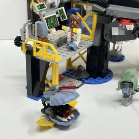 LEGO The LEGO Ninjago Movie: Garmadon's Volcano Lair (70631) Complete