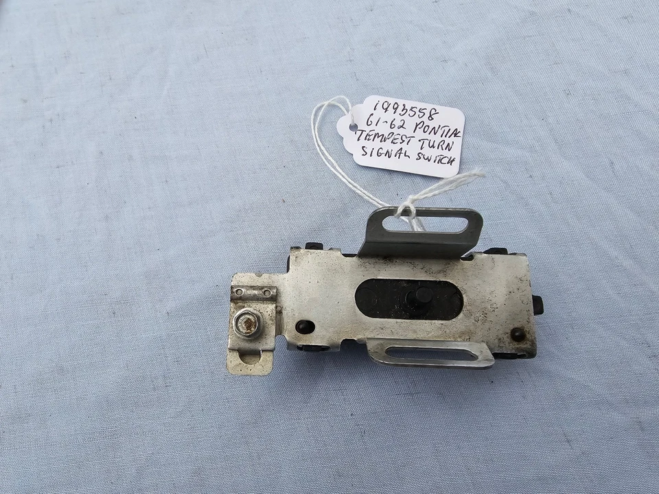NOS 1961-1962 PONTIAC TEMPEST DIRECTIONAL TURN SIGNAL SWITCH 1993558 Foto 2 de 2