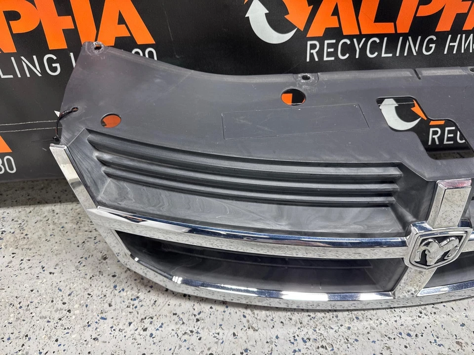 Grille DODGE AVENGER 08 09 10 Foto 2 de 4