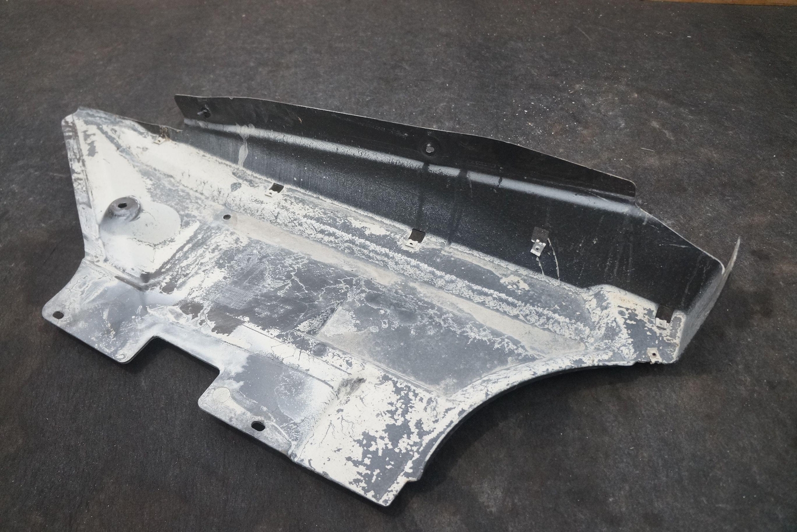 Front Right Under Floor Tray Tubing Cover Panel 51717049490 Rolls Royce Phantom
