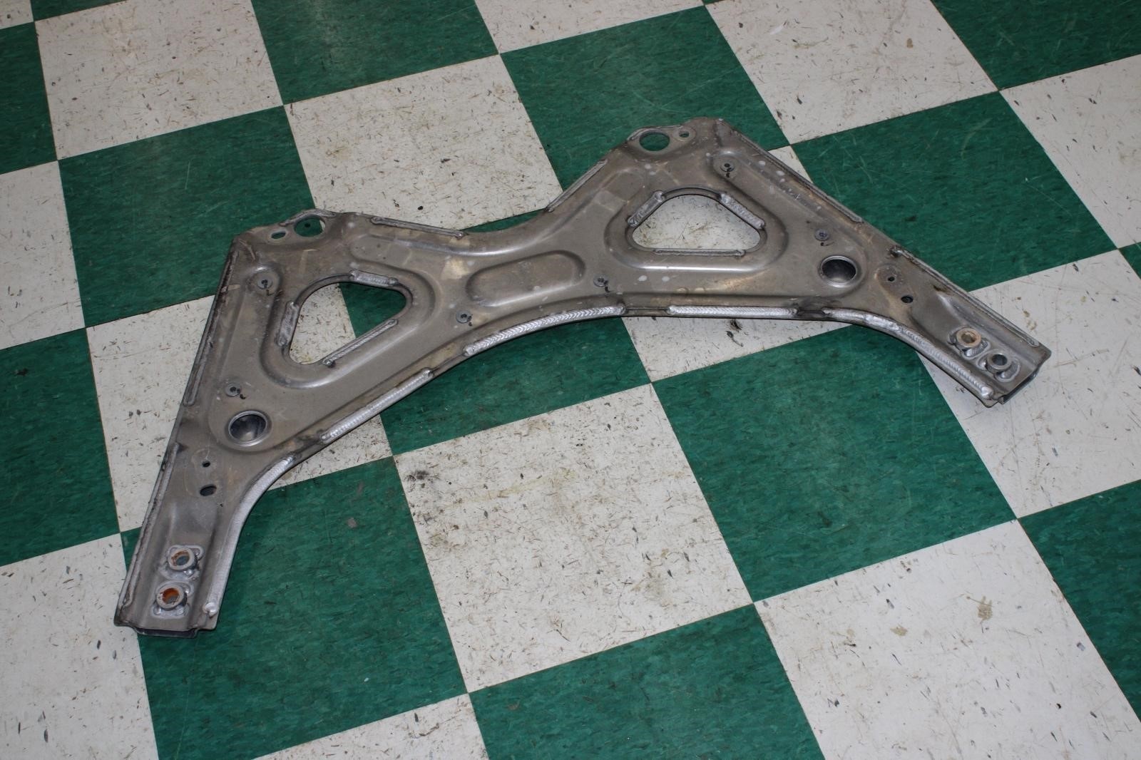 Maserati Ghibli 2014-2017 Front Strut tower brace