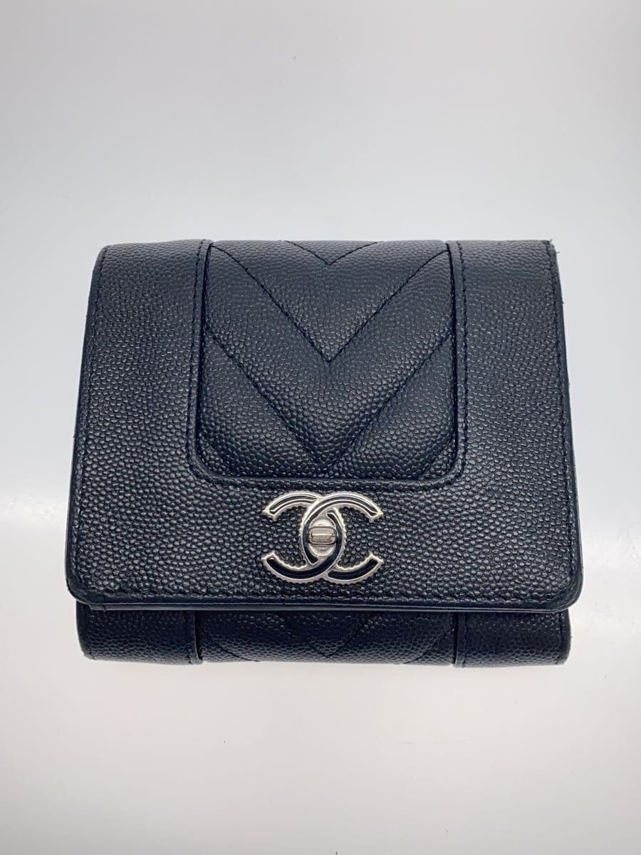 CHANEL Compact Wallet Mademoiselle Chevron V‑Stitch Caviar Black F/S Pre-Loved