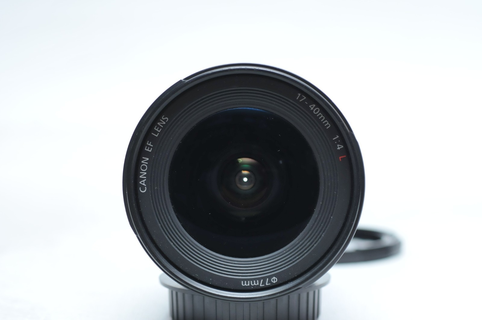 Canon EF 17-40mm f/4L USM Ultra-Wide-Angle Zoom Lens 88