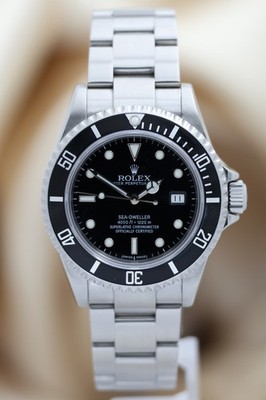 Rolex Sea-Dweller 4000 Automatik Herrenuhr 40mm LC100 16600 Original Papiere +