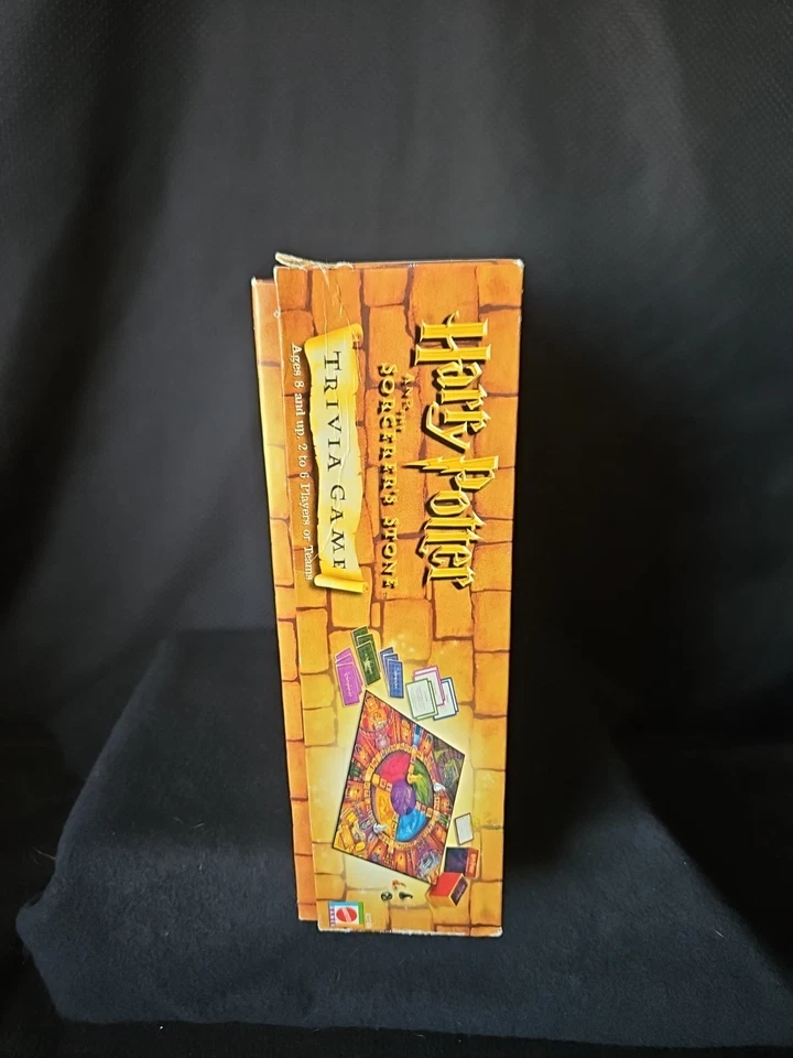 Harry Potter and the Sorcerer's Stone Trivia Game Mattel 2000 Fantasy Complete - Image 4 of 4