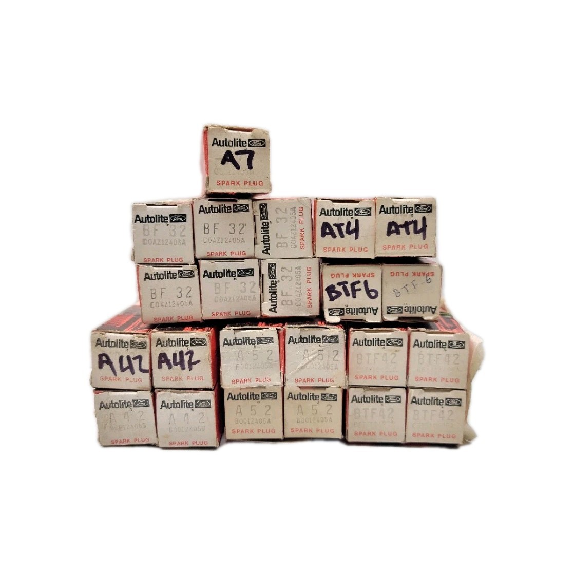 NOS Ford Motorcraft Auto Lite Spark Plugs Lot Of 23 AT4 BF32 A42 Btf42 Btf6 A52