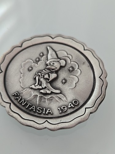 Walt Disney World Fantasia Mickey 1940 Disney Pewter Commemorative Coin Disc - Picture 2 of 5