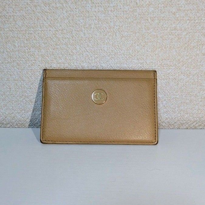 CHANEL Beige Caviar Skin Card Case with Coco Mark TC005751