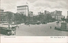 NEW YORK CITY - Union Square - trolleys, horse & wagon
