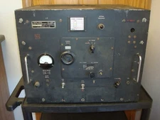 U.S. ARMY Signal Corps Radio Transmitter T-240/SRT-10