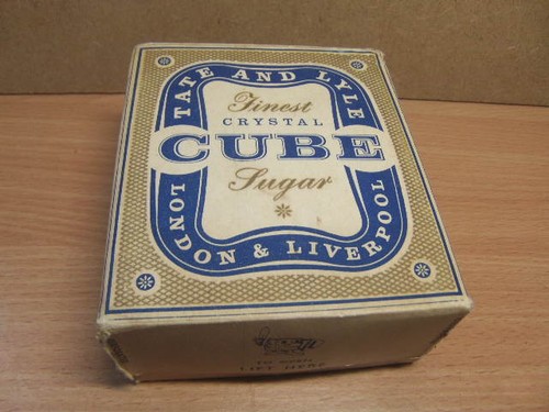 Tate and Lyle feinster Kristallwürfel Zucker ein Pfund Netto VOLLE BOX um 1960