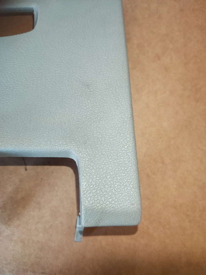 Ford Territory SX SY - TS TX Ghia caja fusibles tapa puerta en coche Foto 4 de 4