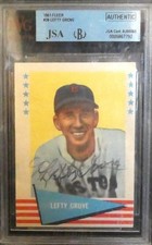 1961 Fleer Lefty Grove #38 Signed Auto Beckett Slabbed JSA Cert Authentic