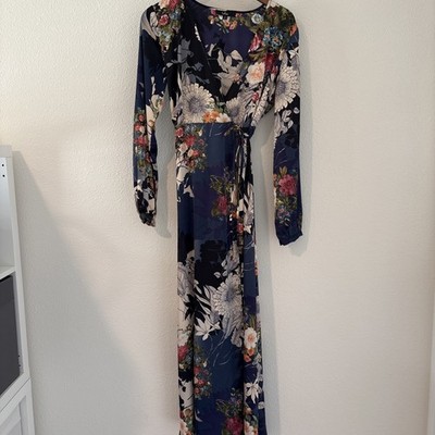 Lulus Put on a Smile Floral Print Satin Wrap Maxi Dress Size Small