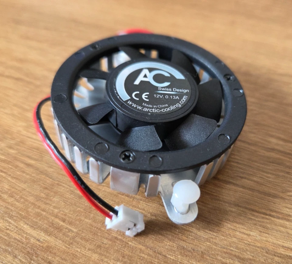 Arctic Cooling VGA Cooler 55mm - Image 2 of 4