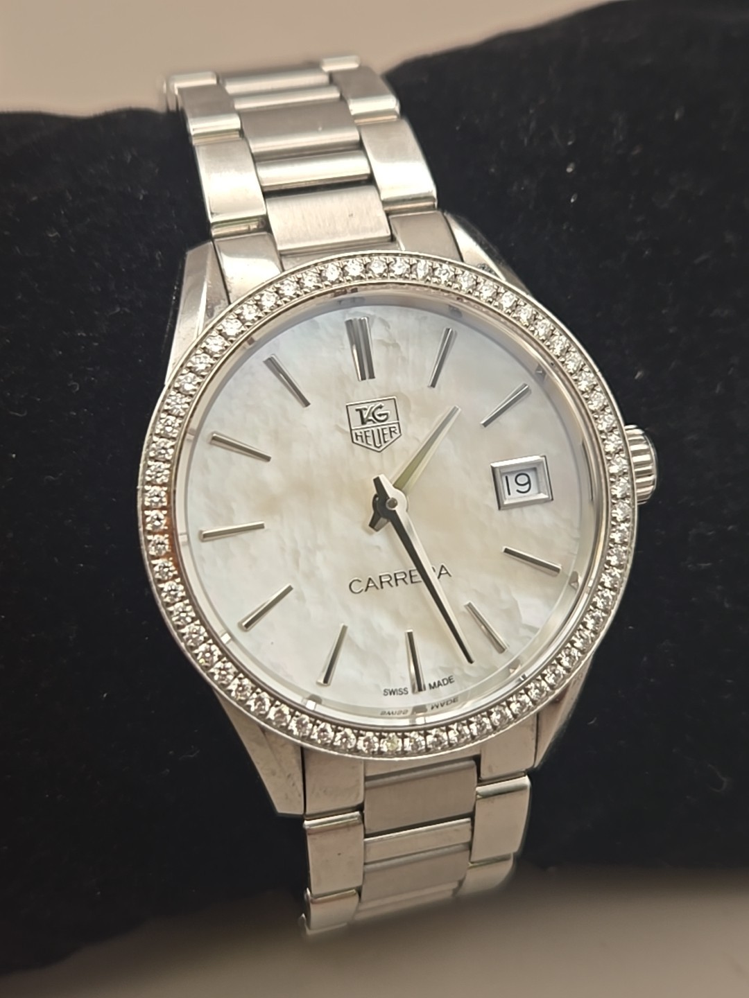 33mm Women WAR1315-0 Diamond Carrera MOP Bezel Date Watch Tag Heuer Dial Quartz - vintagewatches.pk