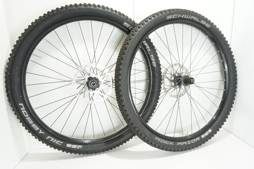 Scott 27,5" Laufradsatz 142x9 Shimano Deore Naben 100x15