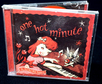 Red Hot Chili Peppers ONE HOT MINUTE Music CD