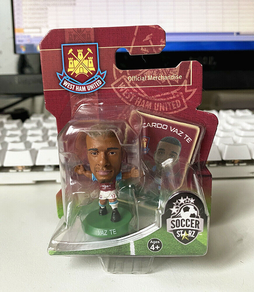 Buy Manchester United Rooney SoccerStarz Ornament at SoccerCards.ca!