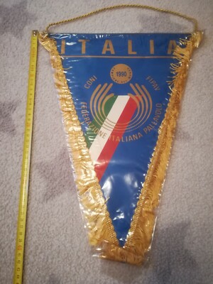 Fanion Vintage Rare – A.S. CAMPOBASSO – Volley-ball – Daté De 1976 – Italie