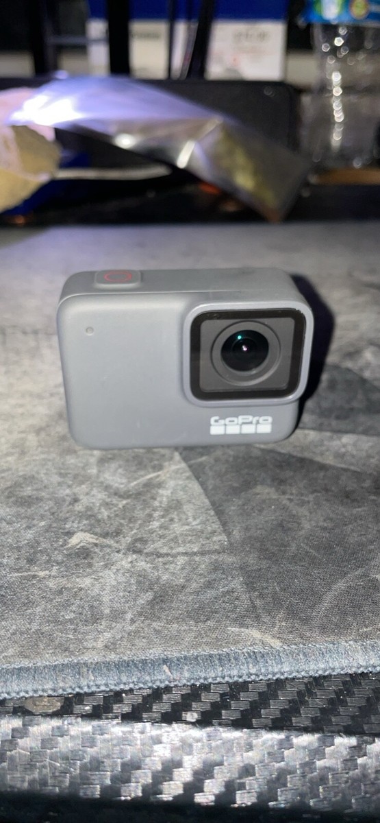GoPro HERO7 Waterproof Action Camera with Touch Screen - White