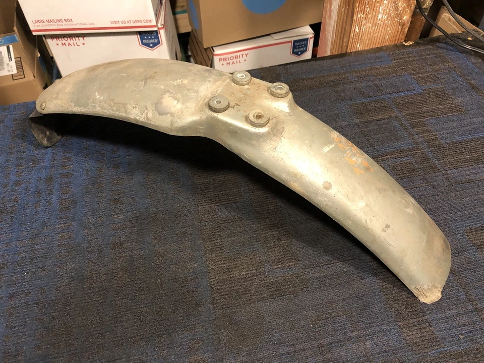 73 74 75 Guardabarros delantero Honda Elsinore CR125 CR250 CR125M CR250M MT250 MR175 MT125 Foto 4 de 4