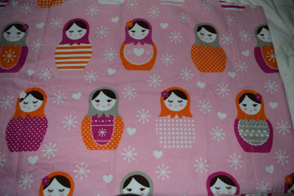 Funda de almohada individual de franela Circo/1 muñeca rusa matrioska rosa niña ~ difícil de encontrar Foto 4 de 4