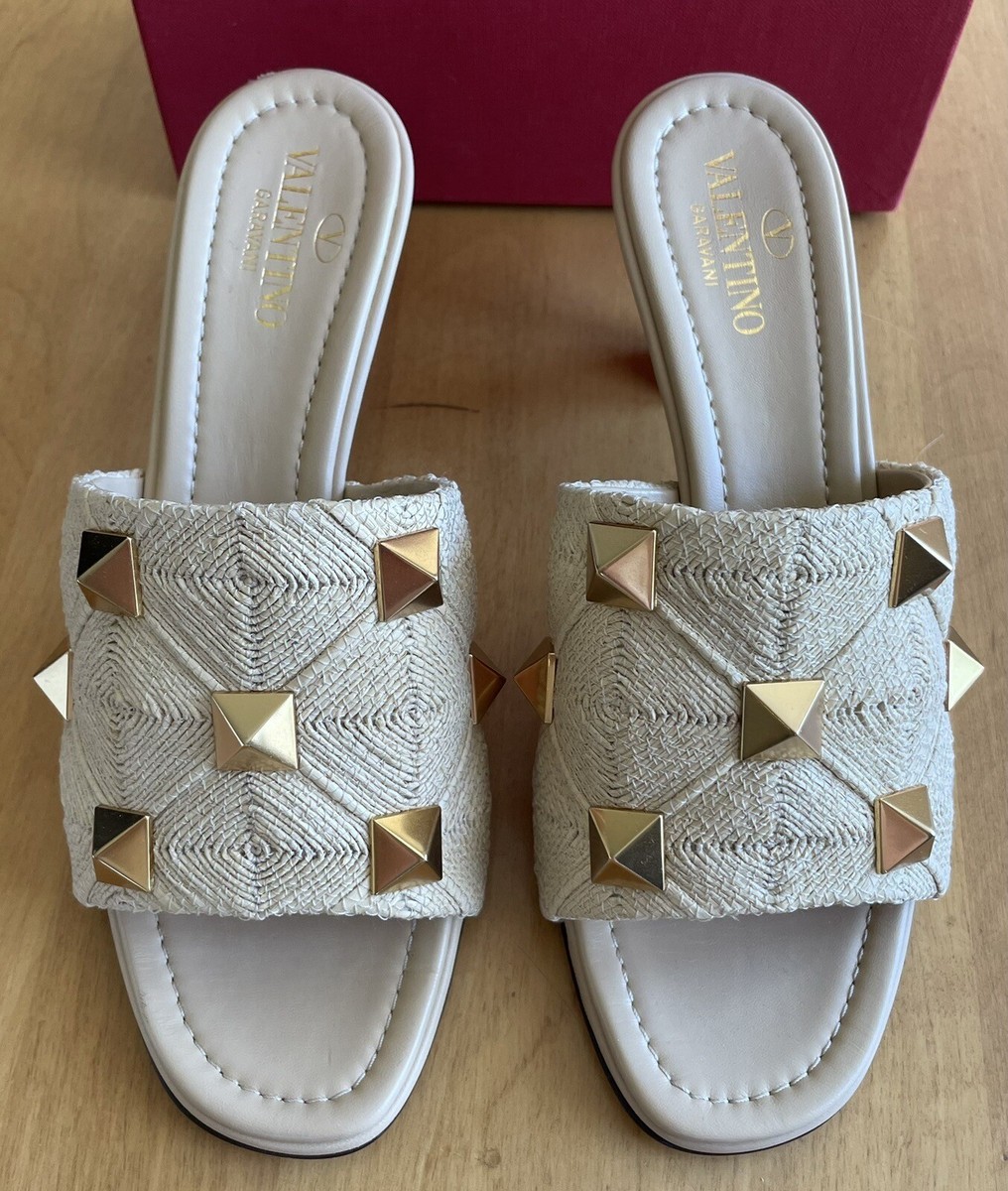 サンダル・ミュール VALENTINO Roman Stud Slide Sandal s-l1200.jpg
