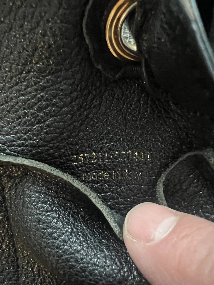 Bolso de Mano SAINT LAURENT Lucky Chyc USADO Auténtico con Certificado de Autenticidad Foto 4 de 4