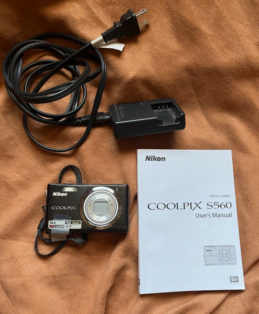 Nikon Coolpix S560 5X VR Zoom Lens 10MP Compact Digital Camera *READ  DESCRIPTION