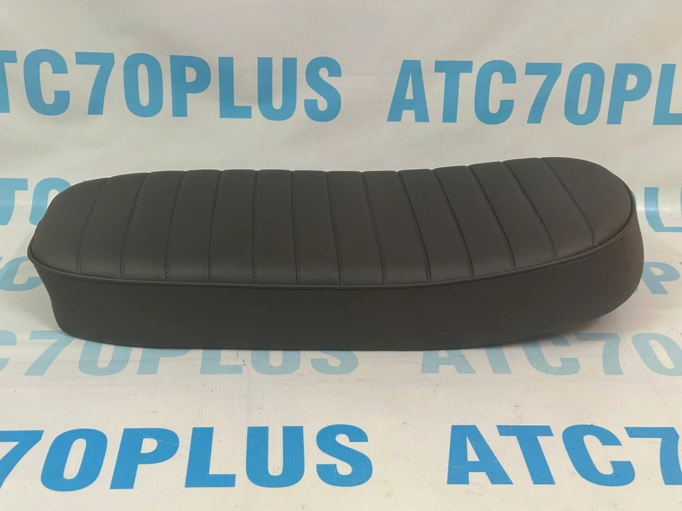 Asiento café racer perfil bajo Triumph 650 Bonneville Tiger T120 TR6 OIF 1971-1972. Foto 3 de 4