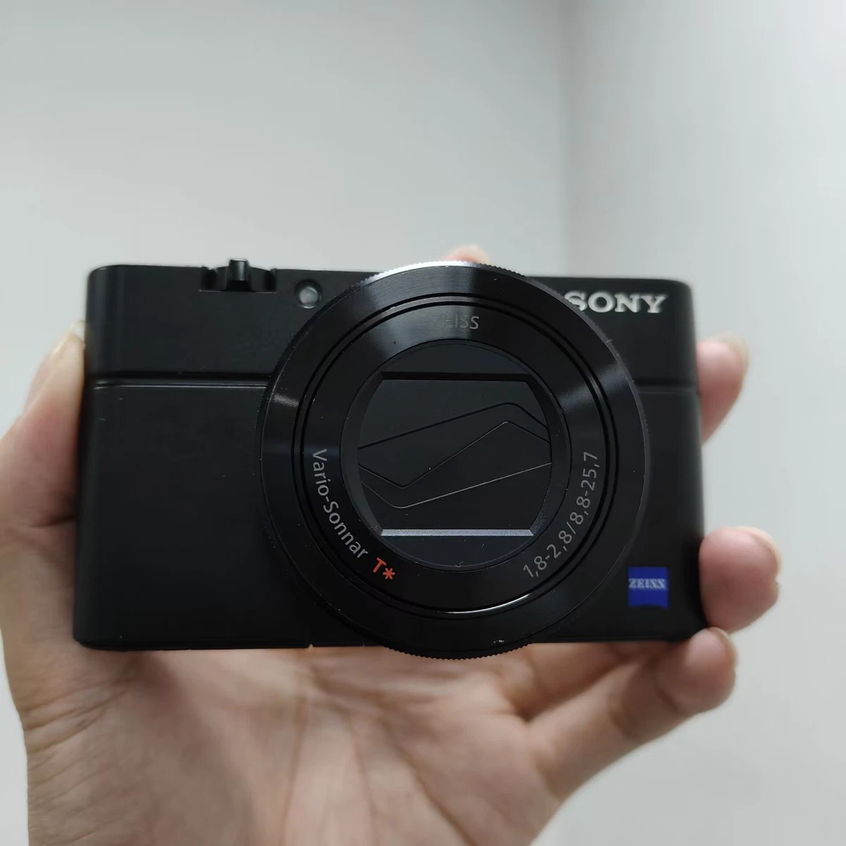 Sony Cyber-shot DSC-RX100 III Digital Cameras for Sale - Shop New