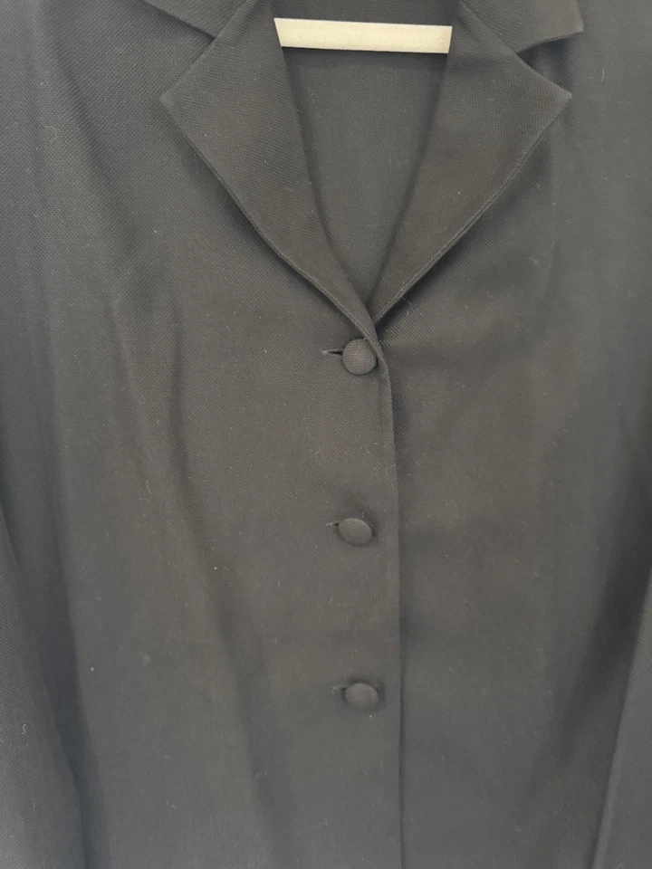 Eileen Fisher Black Silk Jacket Three button 100% silk 3/4 SLEEVE size large - Image 2 of 4