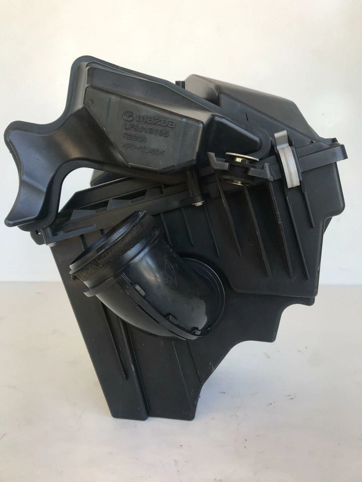 Caja de filtro de filtro de filtro de aire del motor Honda Element 2003-2006 LF8J13195 OEM Foto 3 de 4