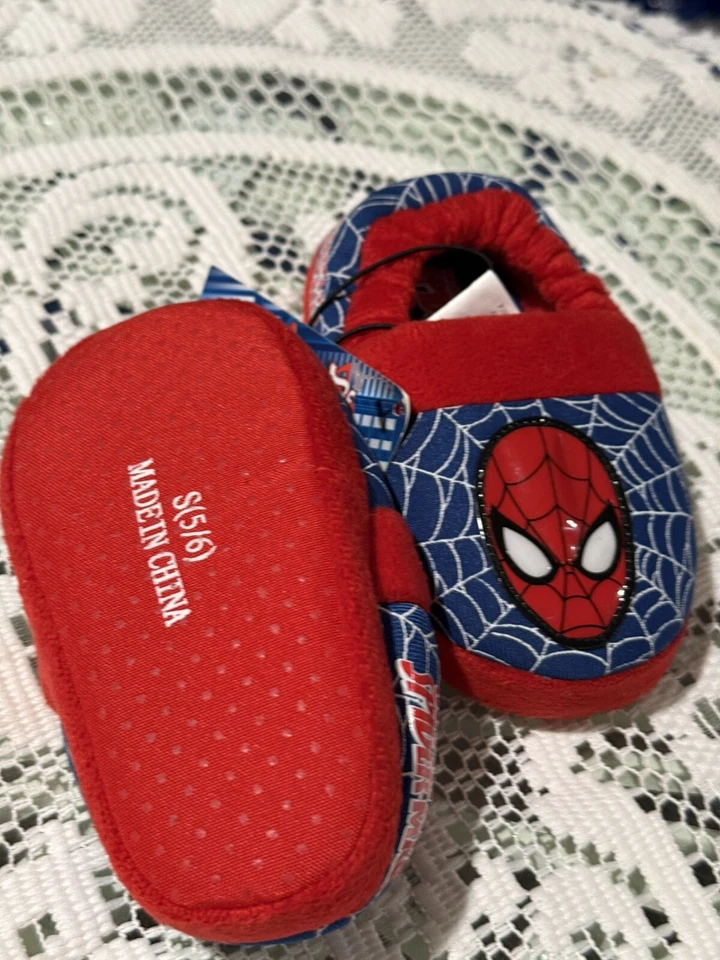 Zapatillas sin cordones Marvel Spiderman para niños pequeños talla S 5-6 rojo azul Foto 2 de 4