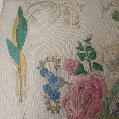 Vintage Colorful Flowers Embroidered Picture Floral Yarn Art Completed Stunning - Picture 5 of 17