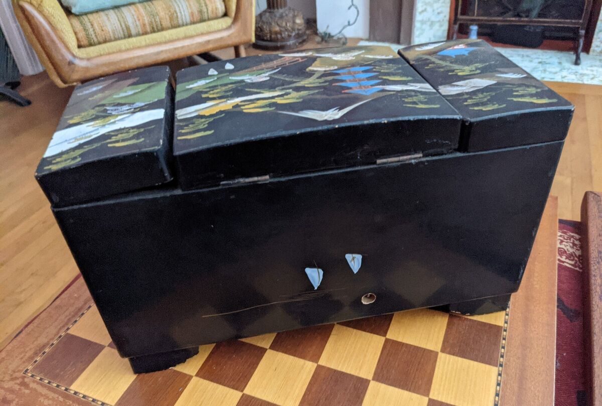 RaRe VinTagE 1950s Black Lacquer Hand Painted MUSIC JEWELRY RaRe VinTagE 1950s Black Lacquer Hand Painted MUSIC JEWELRY
