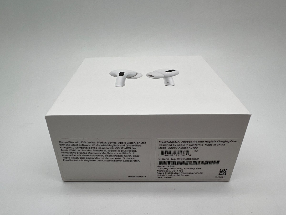 Apple AirPods Pro with MagSafe Wireless Charging Case Apple AirPods Pro with MagSafe Wireless Charging Case