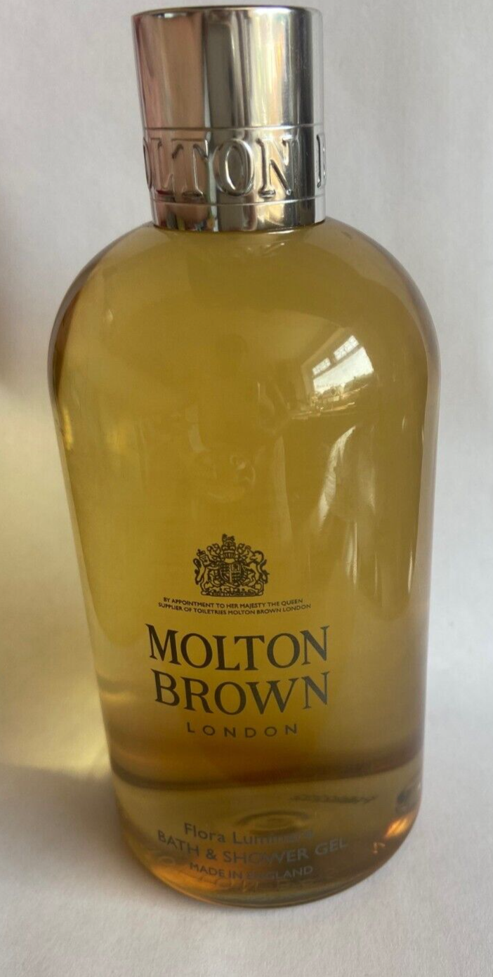 Molton Brown Flora Luminare Bath & Shower Gel - Image 2