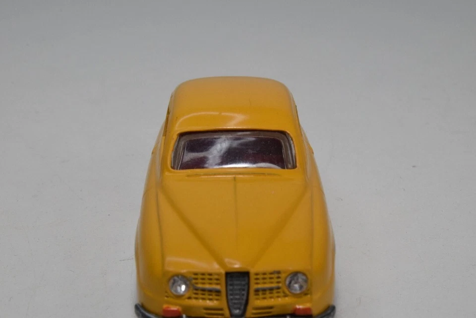 B68 1:43 TEKNO DENMARK 827 SAAB 96 GIALLO OTTIME CONDIZIONI. COLORE MOLTO RAR... - Immagine 4 di 4