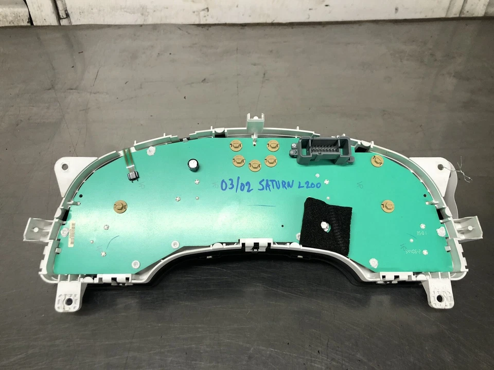 Cuadro de instrumentos velocímetro Saturn L100 L200 serie L 2000 2001 2002 Foto 4 de 4