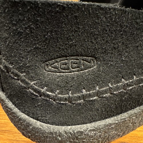 Keen Men’s Suede Slip On Shoes Size 12 Black NICE! No Insoles - Picture 8 of 10