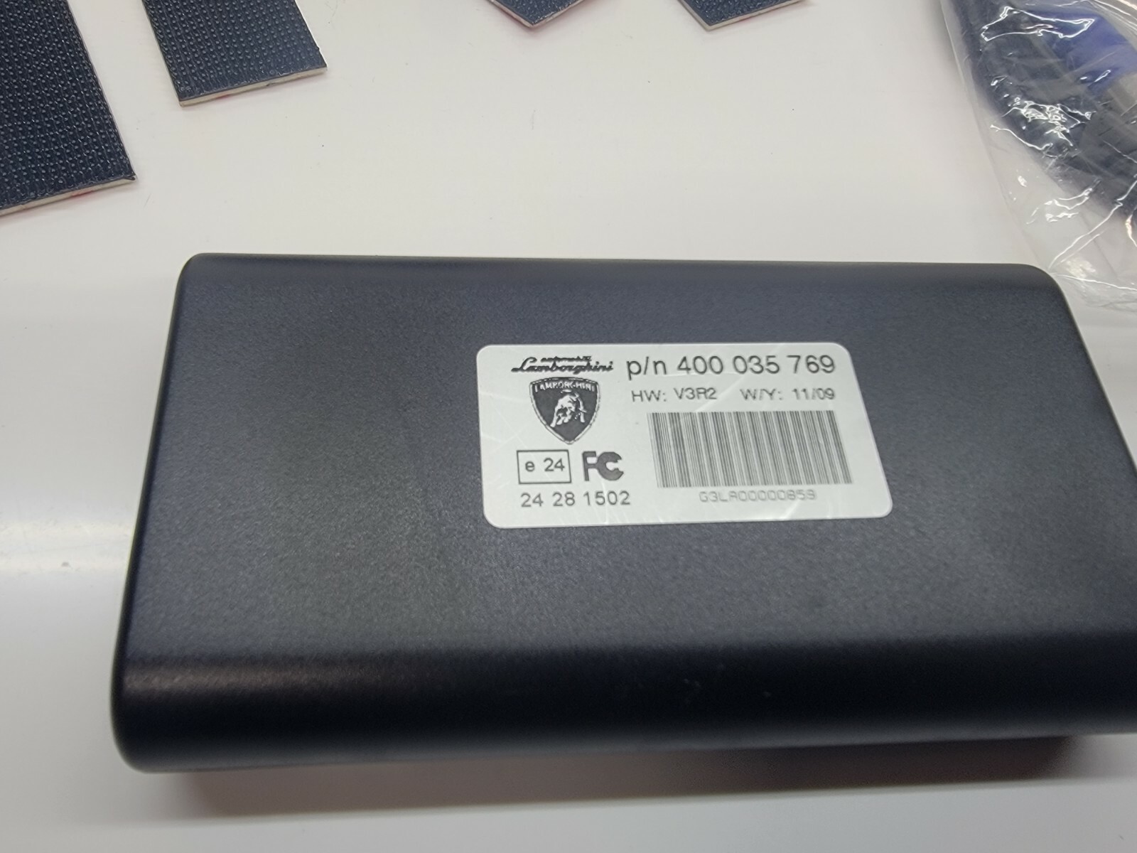 LAMBORGHINI GALLARDO LP560 IPOD KIT ASSEMBLY OEM 400035728A