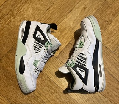 Jordan 4 Retro Seafoam